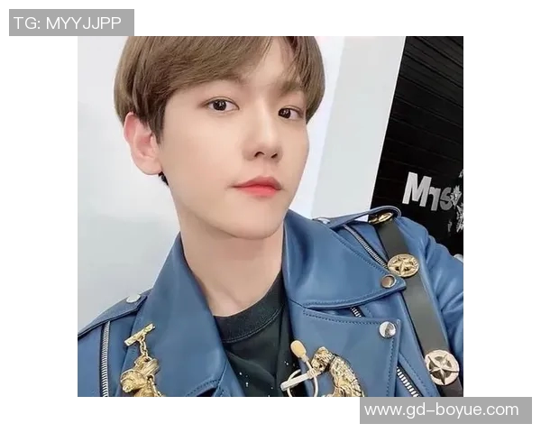 伯贤心目中的足球偶像是谁他对哪位明星情有独钟 伯贤心目中的足球偶像是谁他对哪位明星情有独钟