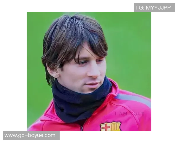 十五年巅峰足球明星回顾与展望:辉煌成就与未来之路 十五年巅峰足球明星回顾与展望:辉煌成就与未来之路