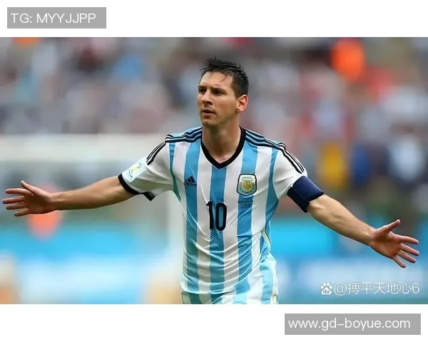 历史世界足球明星的辉煌成就与传奇故事回顾 历史世界足球明星的辉煌成就与传奇故事回顾