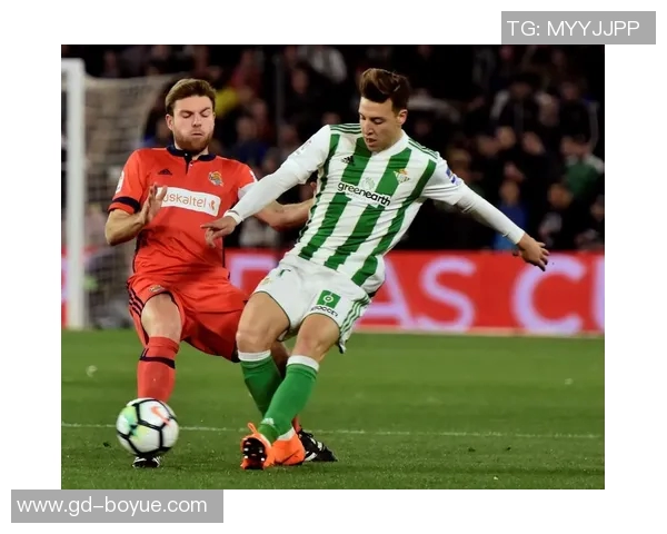 向女友推荐五位足球明星让她爱上足球的魅力与激情 向女友推荐五位足球明星让她爱上足球的魅力与激情