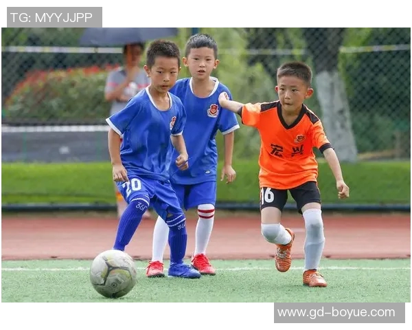 广州足球队战术实力强劲荣登足球战术排行榜第二名引发关注