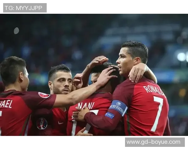 足球巨星荣耀告别赛盛典回顾与未来展望齐聚传奇球员共庆辉煌时刻 足球巨星荣耀告别赛盛典回顾与未来展望齐聚传奇球员共庆辉煌时刻