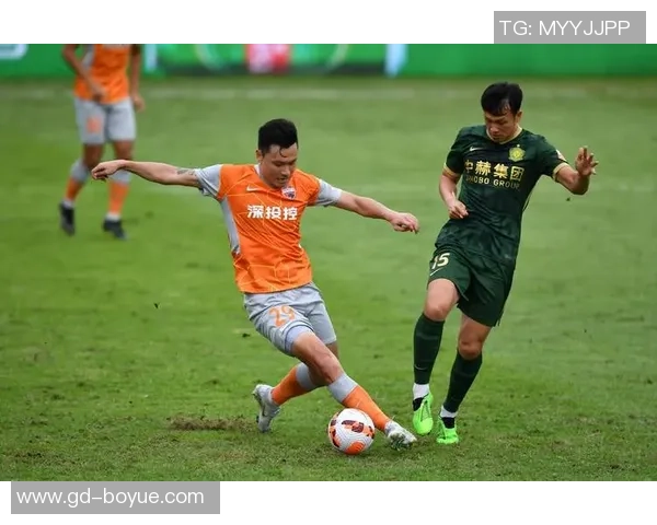 足球焦点：深圳足球队的状态探讨